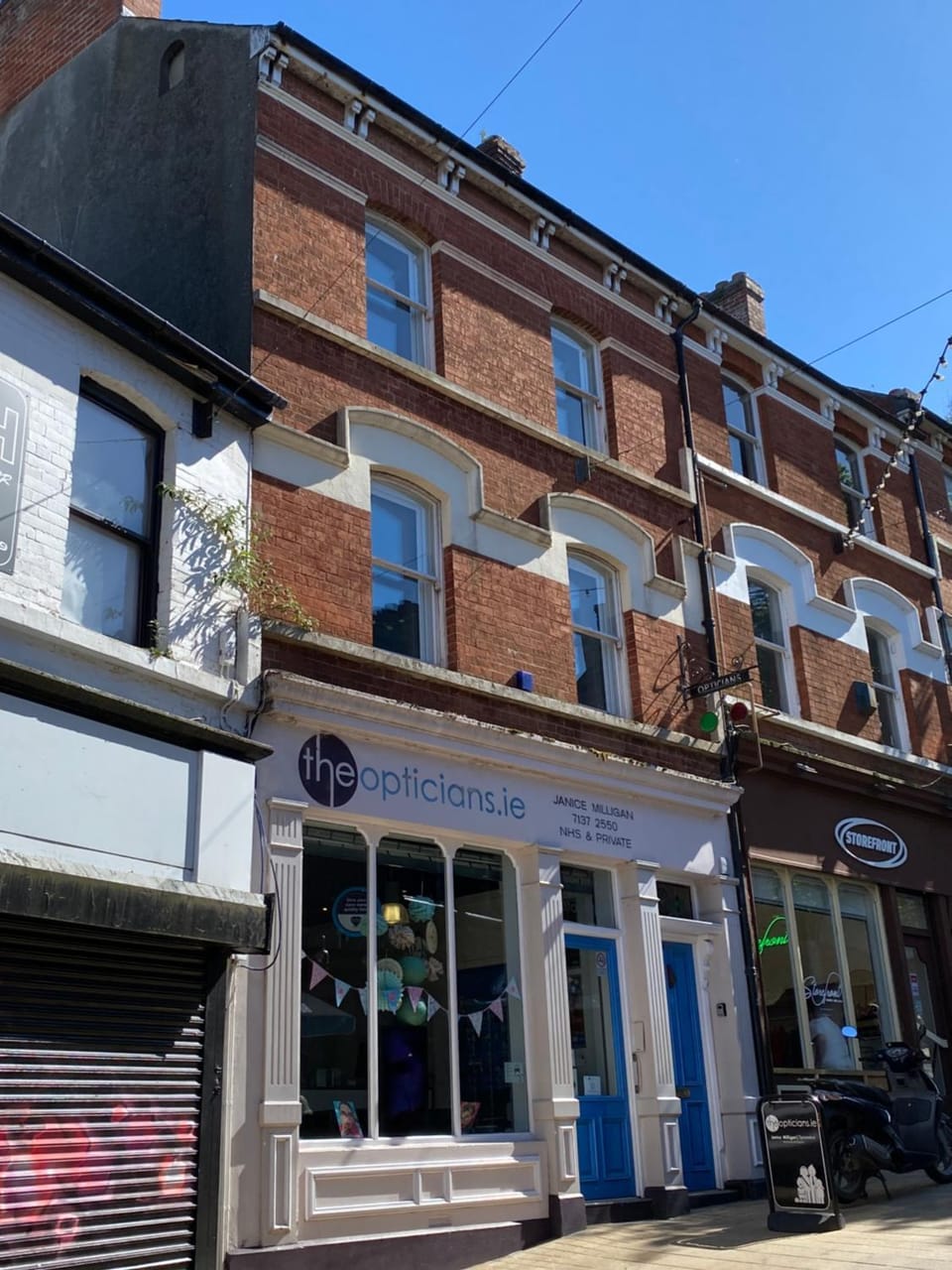 Property building, Street view