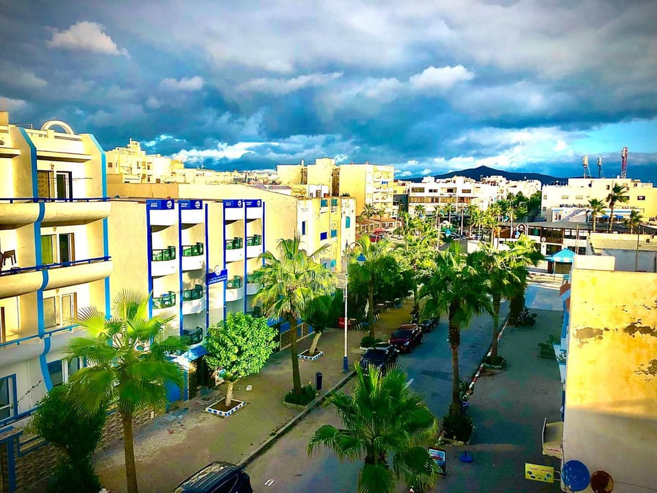 Neighbourhood, City view