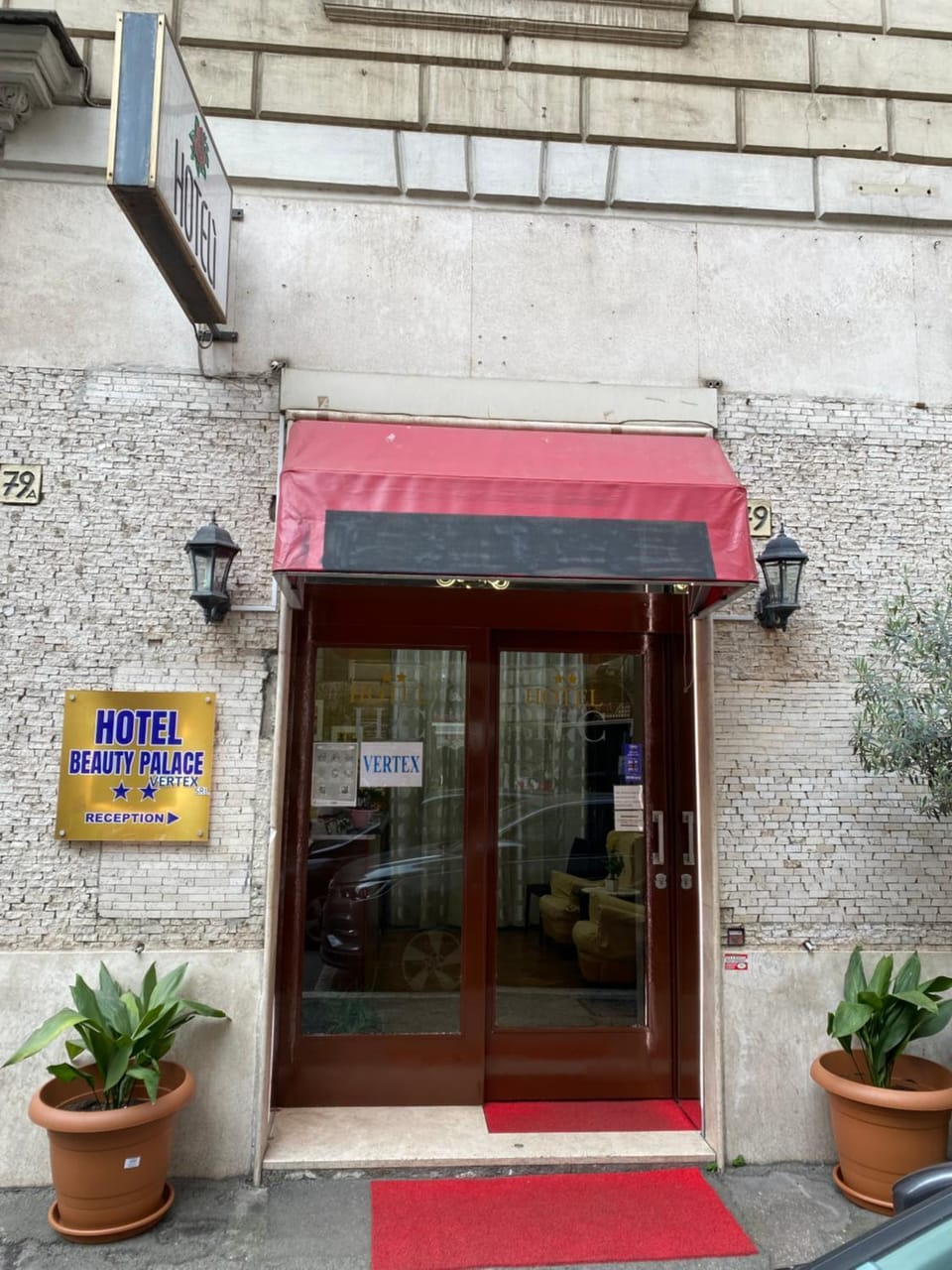Property building, Facade/entrance, Lobby or reception