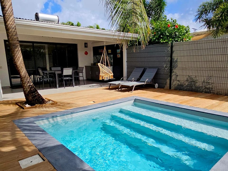 Patio, Pool view, Swimming pool