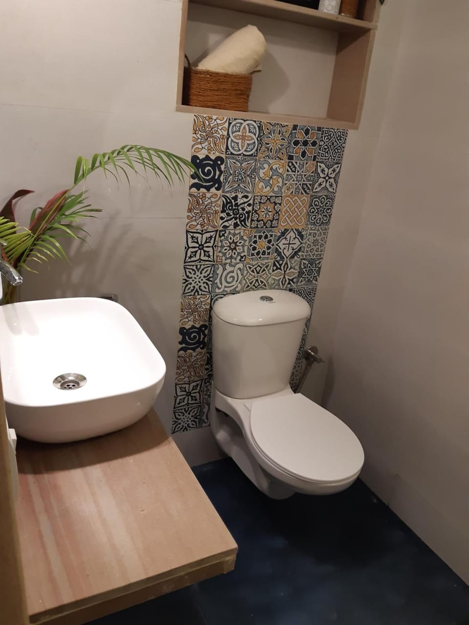 Palm Grove 1 Bhk Apartment at Candolim Beach with free Wifi Apartment in Candolim