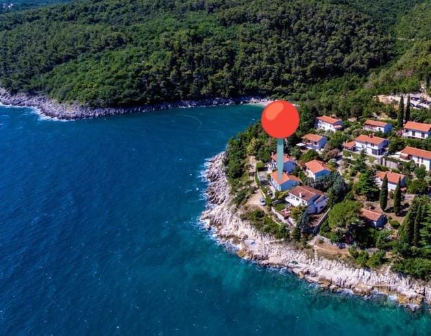 Property building, Bird's eye view, Beach, Sea view