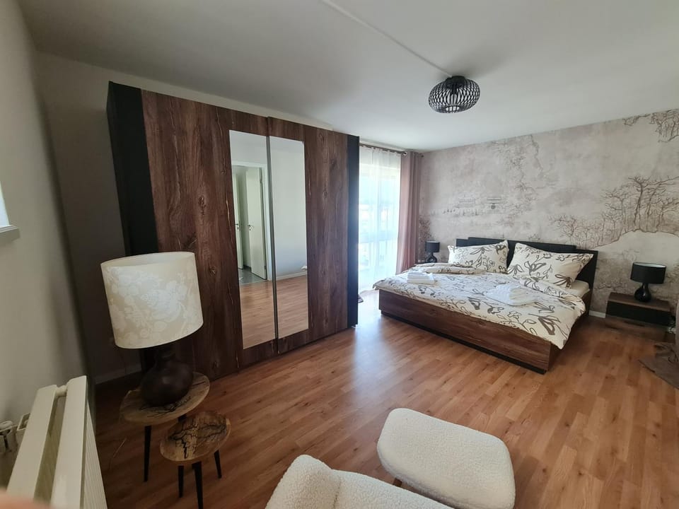 Bed, Bedroom, wardrobe