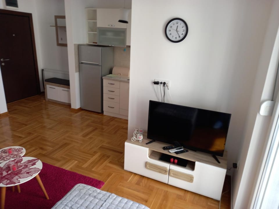 Leonora & Free Parking Apartment in Serbia