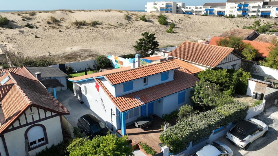 Villa 14 personnes à 80m de l'eau derrière la dune Villa in Lacanau