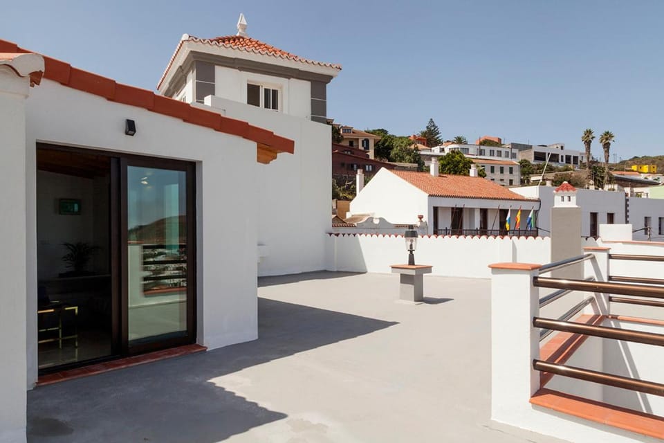 Property building, Balcony/Terrace