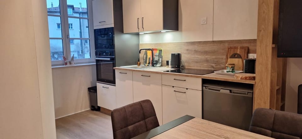 Dining area, dishwasher, oven, stove