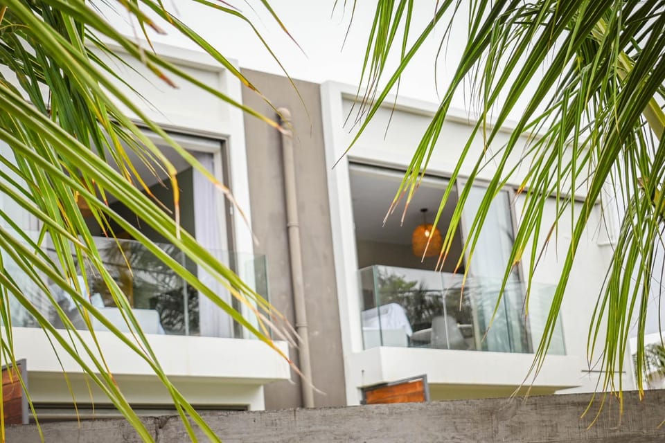 Property building, View (from property/room), Balcony/Terrace