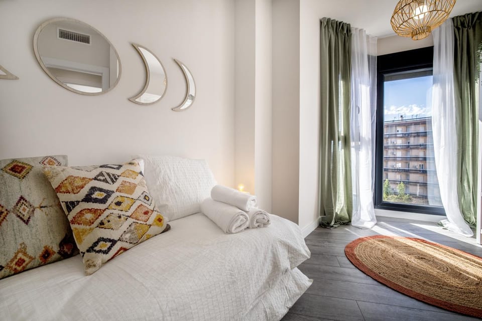Bed, Bedroom