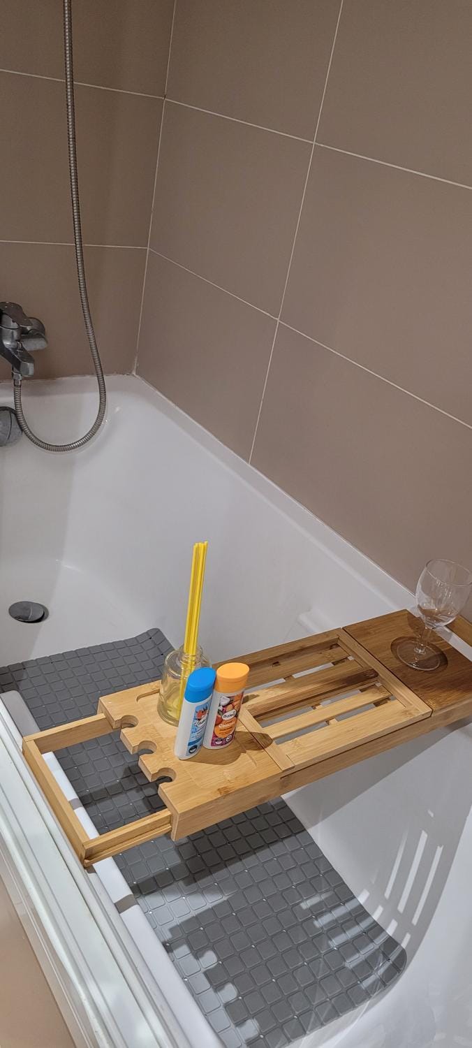 Bathroom, Bath