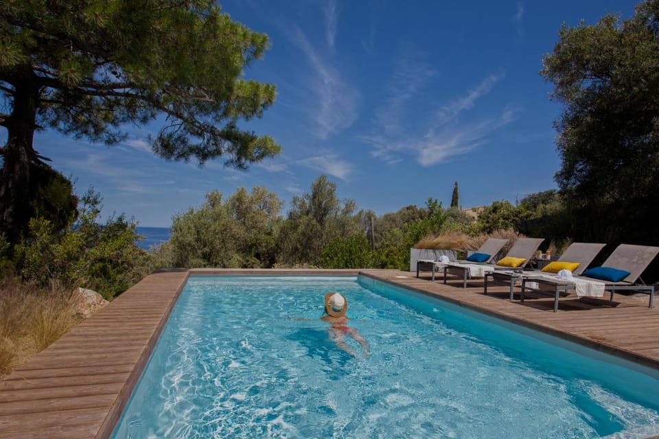 Patio, Patio, BBQ facilities, BBQ facilities, Balcony/Terrace, Balcony/Terrace, Garden view, Garden view, Sea view, Sea view, Swimming pool