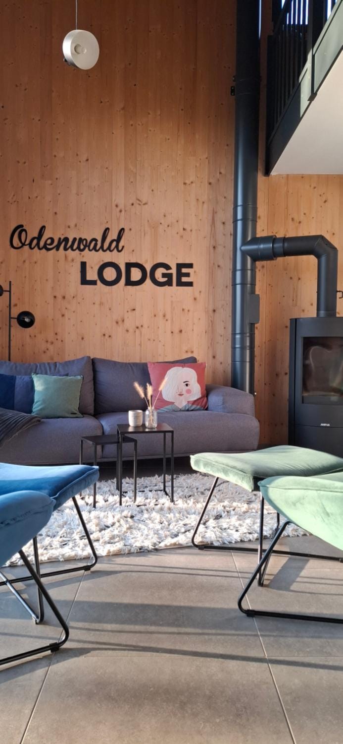 Odenwald-Lodge mit Infrarotsauna und E-Ladestation im Naturpark Odenwald "Haus Himmelblau" House in Hesse