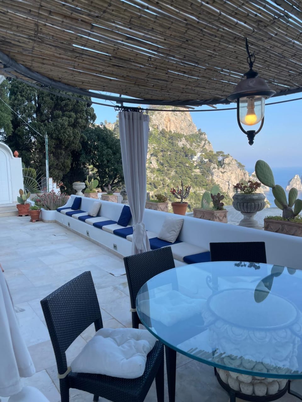 Day, Natural landscape, View (from property/room), Balcony/Terrace, Dining area, Sea view