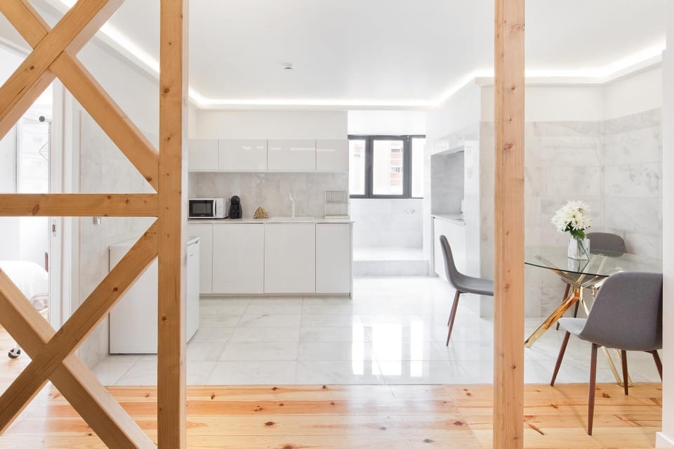Tiny Cosy Room- Alcantara Bed and Breakfast in Lisbon