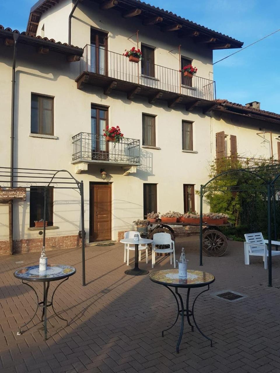 Property building, Patio