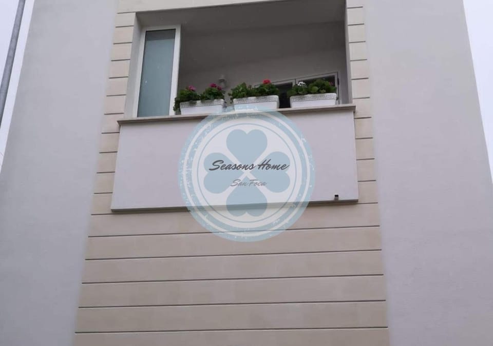 Property building, Balcony/Terrace