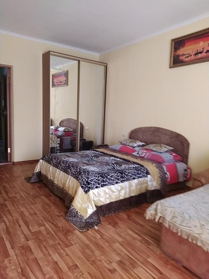 Центр города, новостройки, р-н с-н. Ворскла Apartment in Ukraine