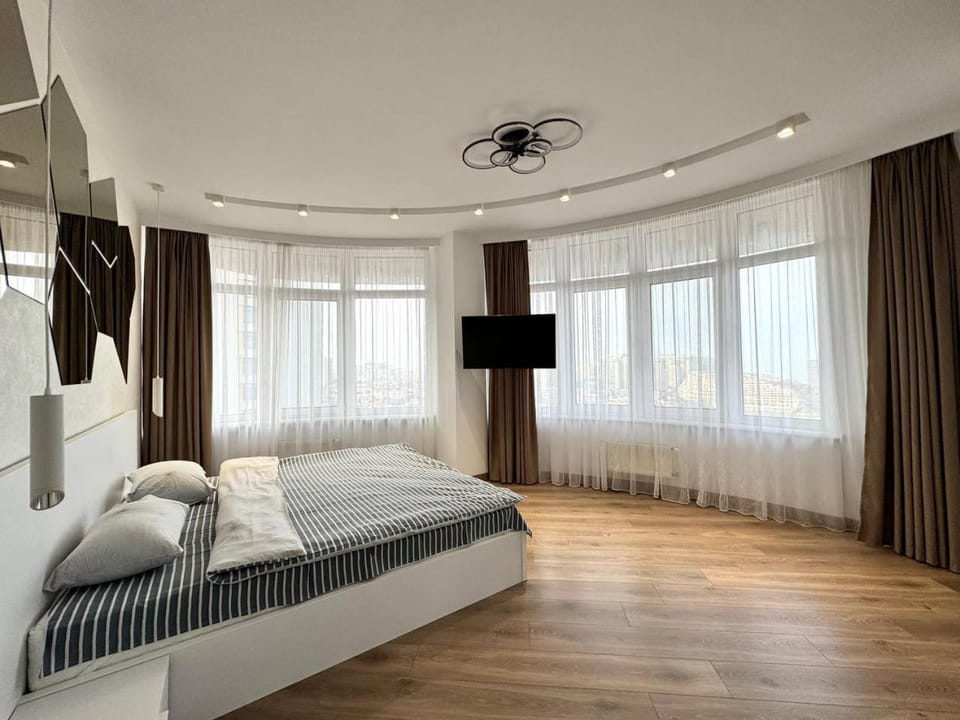 45 Pearl 2 Bedrooms Disign Apartment Apartment in Odessa