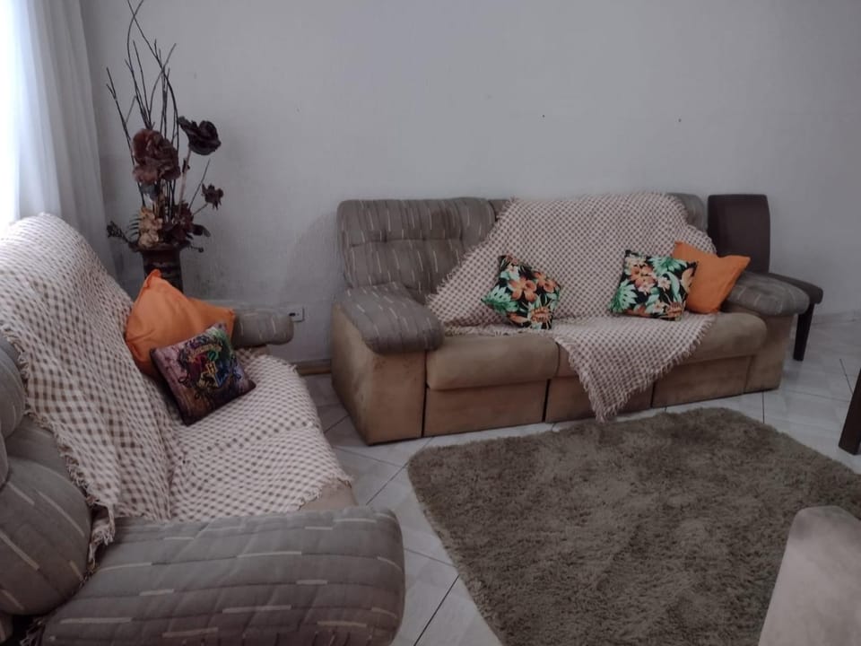 Balneário Maracanã - Praia Grande - Aceita Pet - 50 mts praia House in State of São Paulo