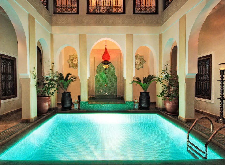 Swimming pool, Swimming pool