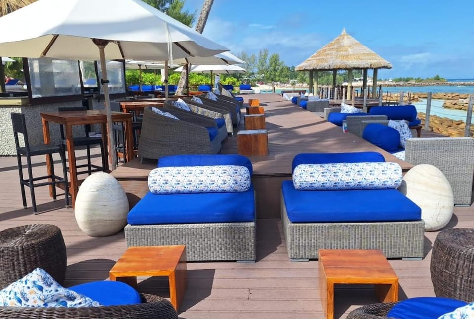 Lounge or bar