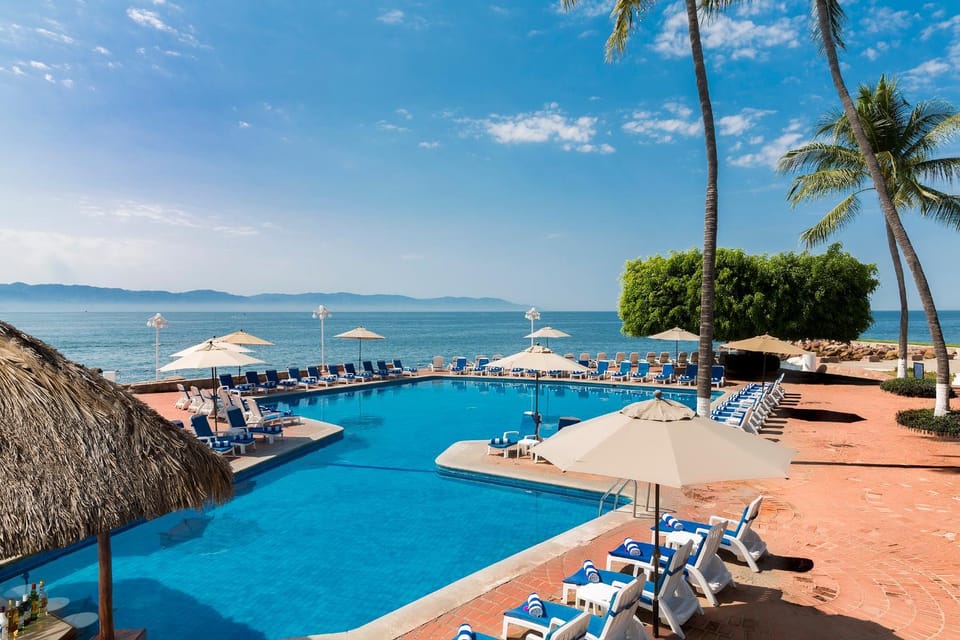 Beach, Swimming pool