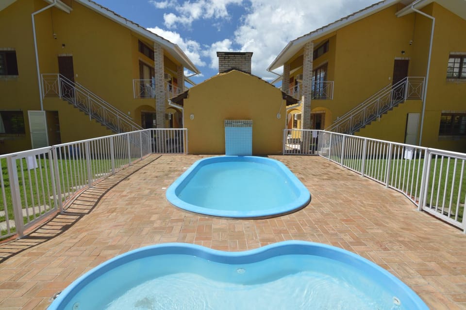 3 Farol Norte a duas quadras Mar, Com piscina Apartment in Florianopolis
