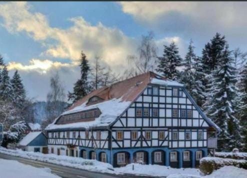 Property building, Winter