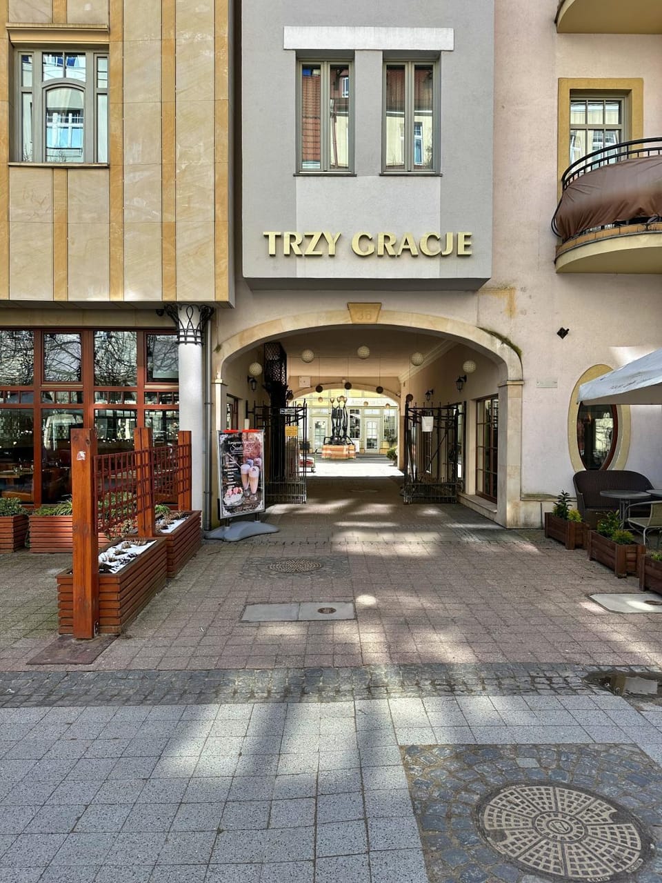 Property building, Facade/entrance, Day, Location
