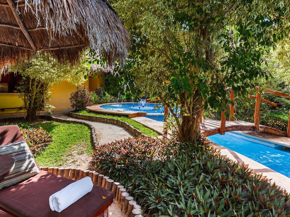 Garden, Swimming pool