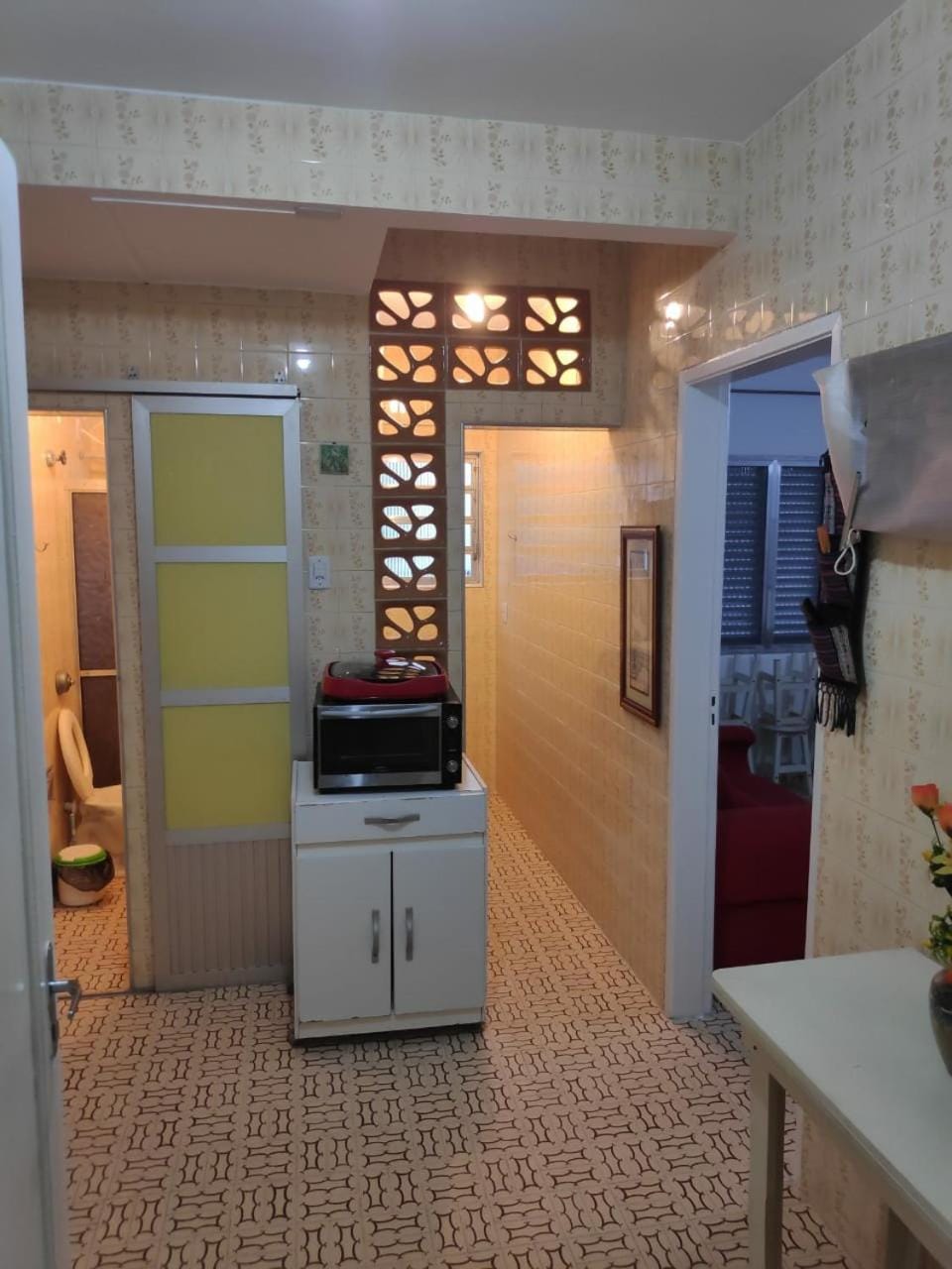Praia Grande Tupy, Apto 1 quarto até 6 pessoas 2 quadras da orla Apartment in State of São Paulo