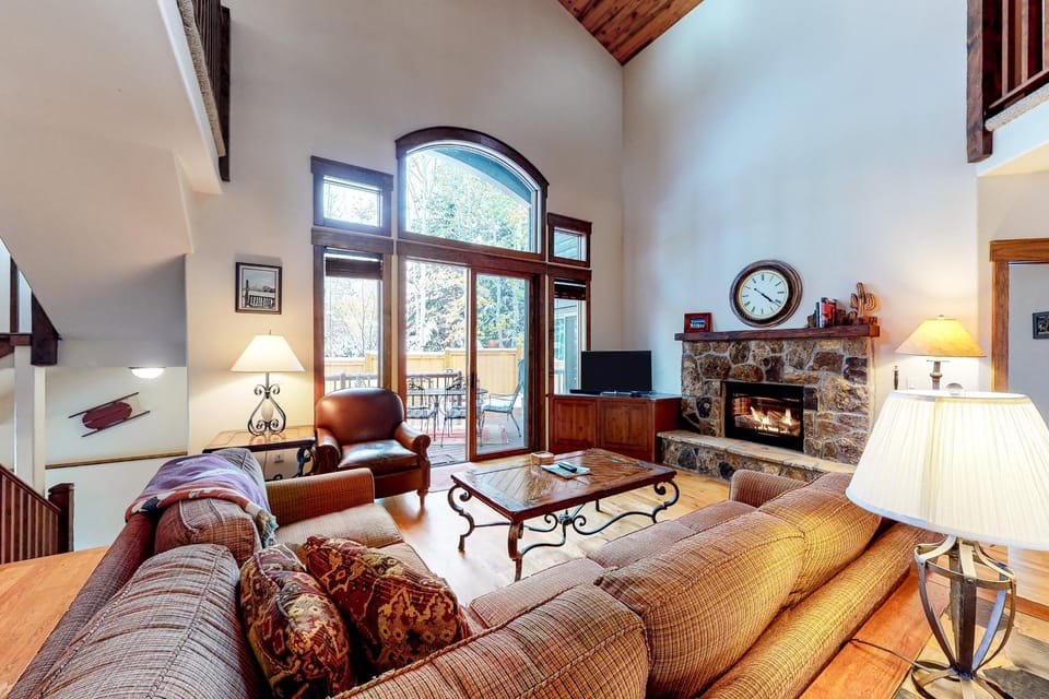 Bear Creek Retreat House in Steamboat Springs