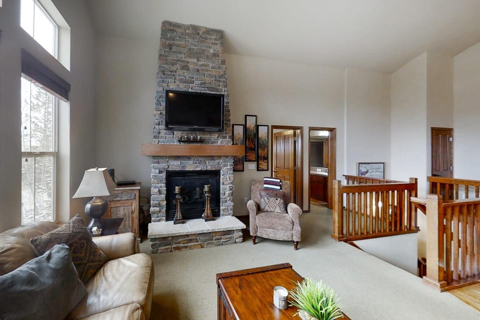 Deer Track Retreat House in Granby