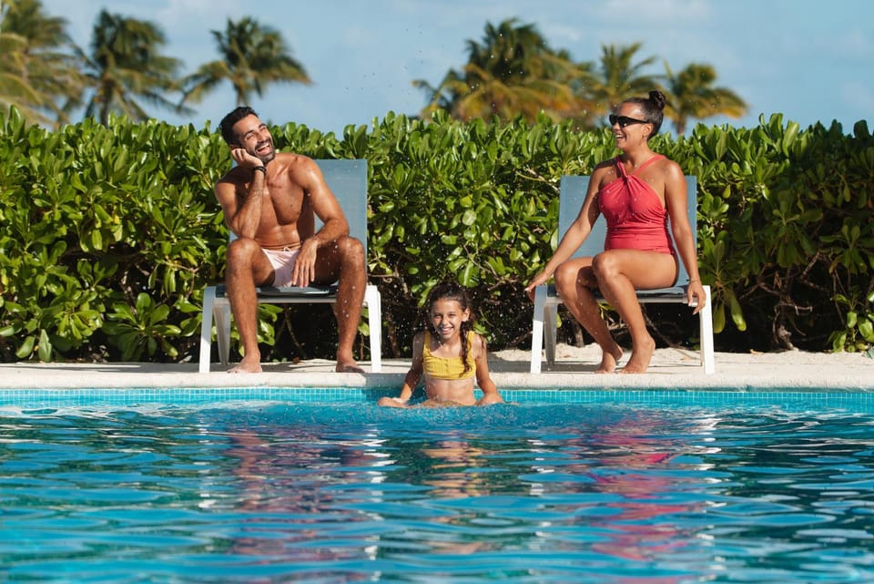 Pool view, Swimming pool, Family