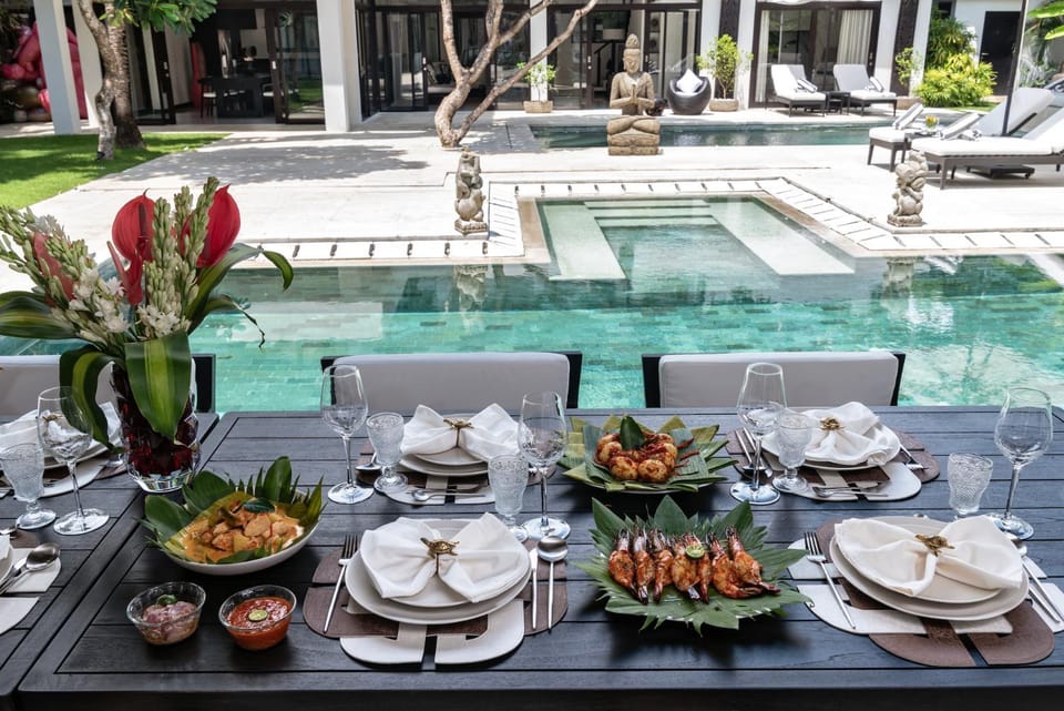 Day, Garden, Food and drinks, Food, Garden view, Pool view, Swimming pool, Lunch, Dinner, Drinks, sunbed