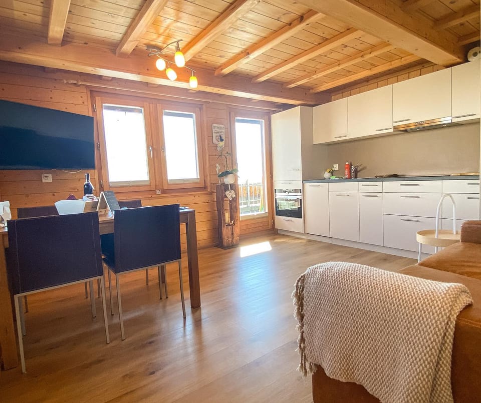 Bergquelle 1.OG Ost Apartment in Canton of Valais