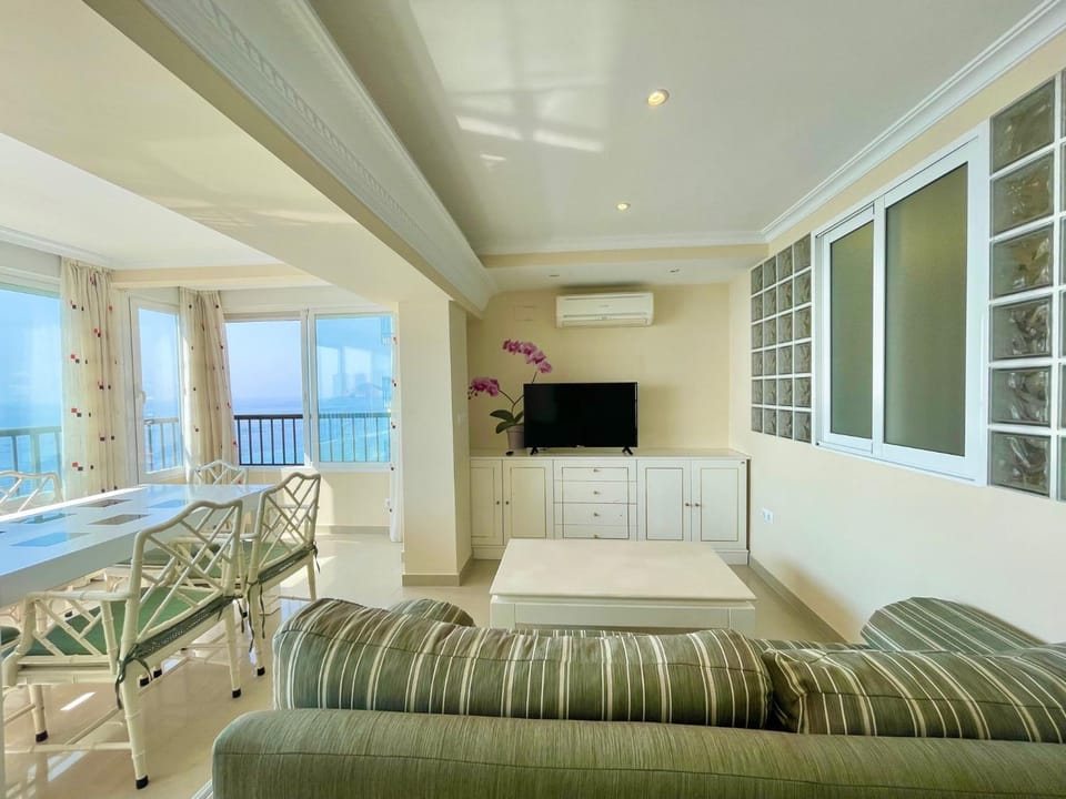 Miramar Seafront Levante R596 Apartment in Benidorm
