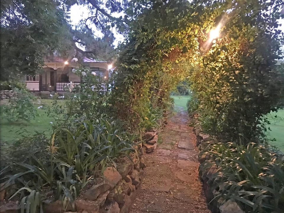 Facade/entrance, Garden view