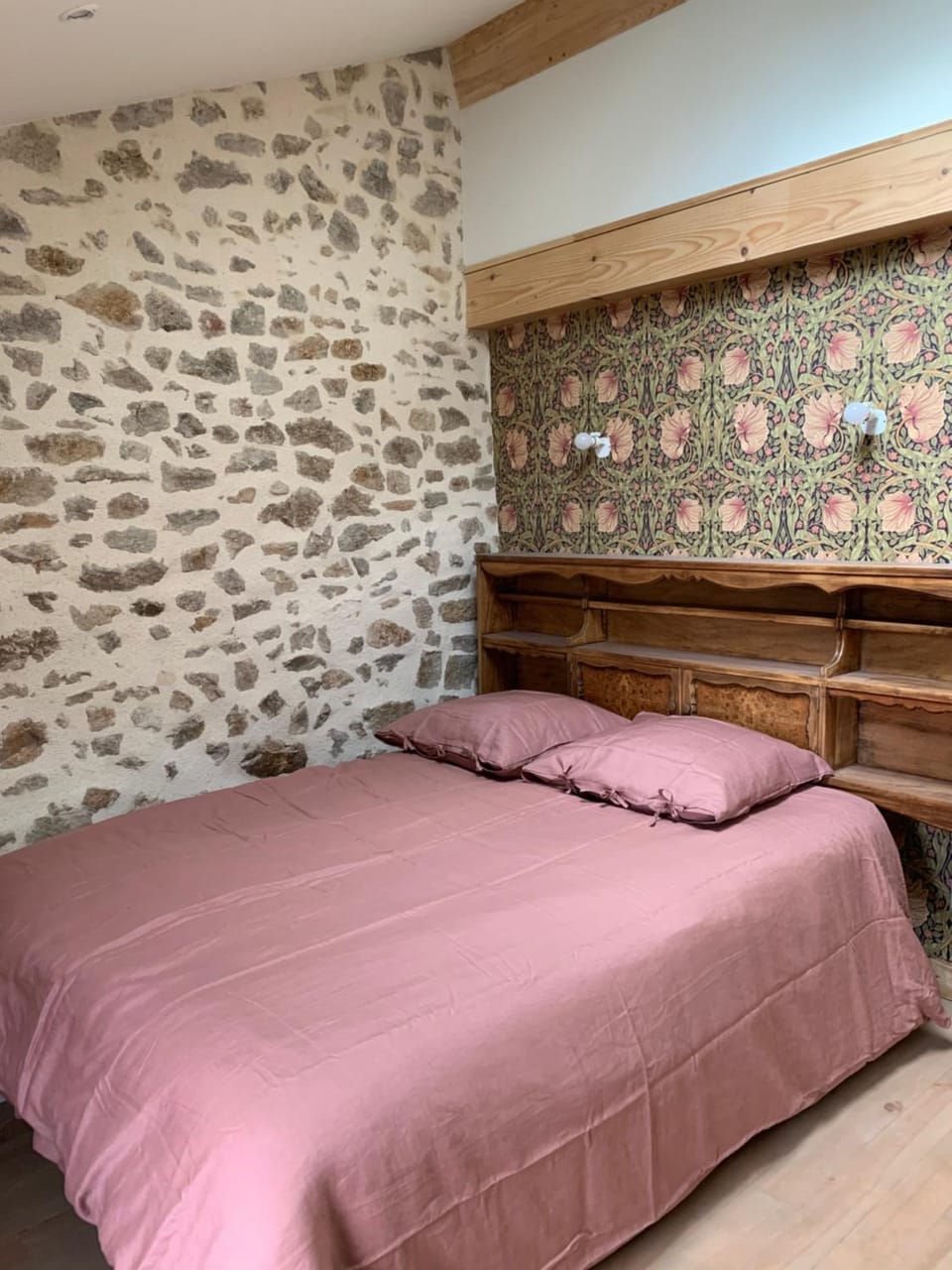 Joubarbe Les Herbes de la Saint Jean Apartment in Auvergne-Rhône-Alpes
