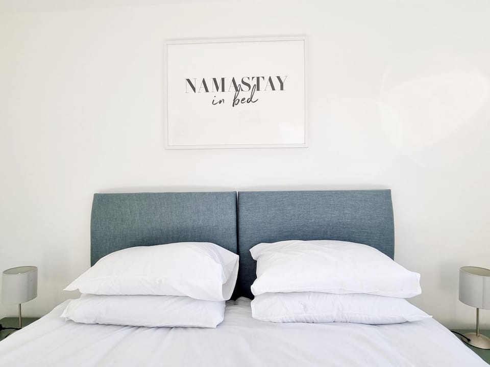 Visit Seaford Apartment - 4 Bedrooms Apartment in Seaford