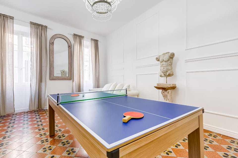 Billiard, Table tennis