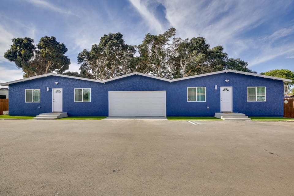 1 Mi to Gaylord Resort and Bayfront Updated Duplex House in National City