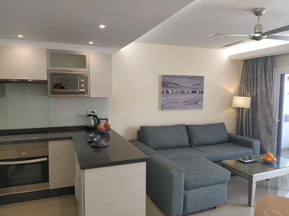 Living room, kitchen