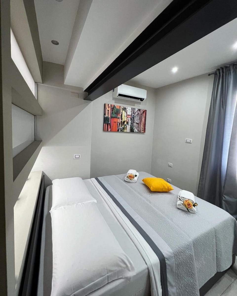 BolognaBySide-DE FALEGNAMI Apartment in Bologna