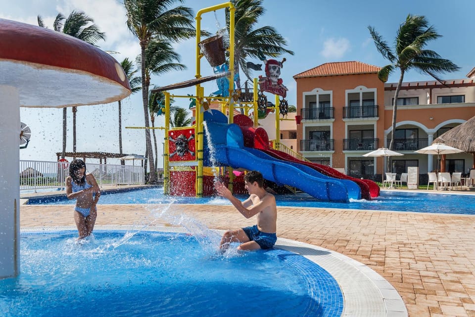 Aqua park, Family
