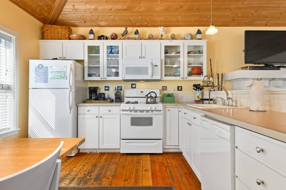 Luna Bella House in Lincoln Beach