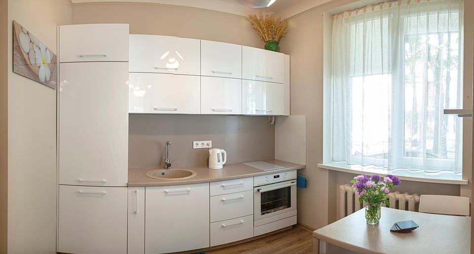 Kitchen or kitchenette, pet friendly, stove