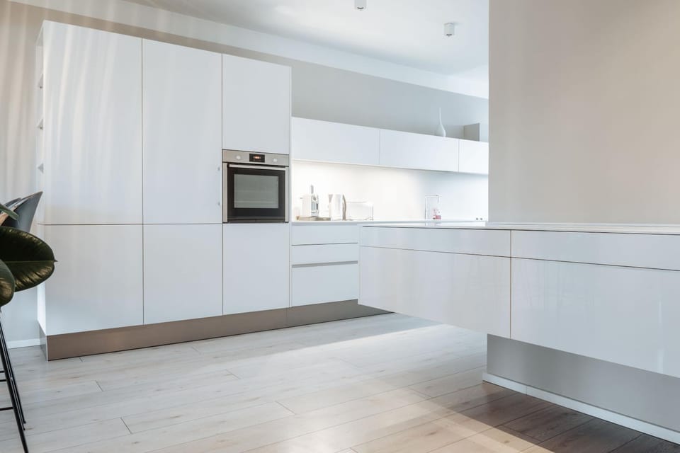 Kitchen or kitchenette, kitchen