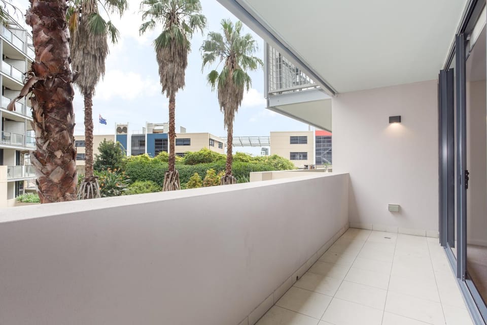Darling Harbour Apartment near King St Wharf Apartment in Sydney