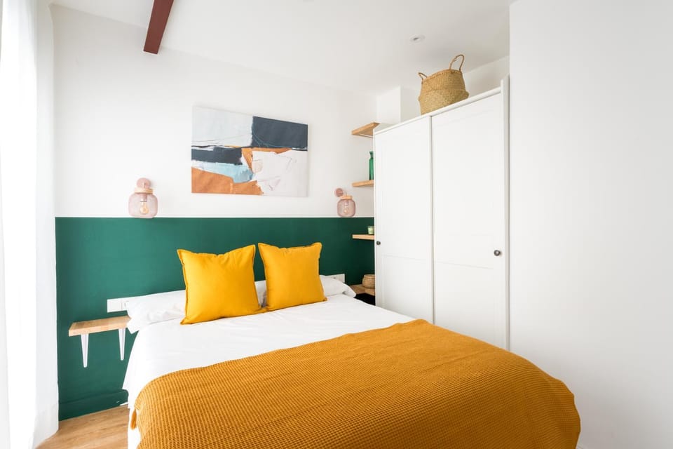 Bed, Photo of the whole room, Bedroom, wardrobe
